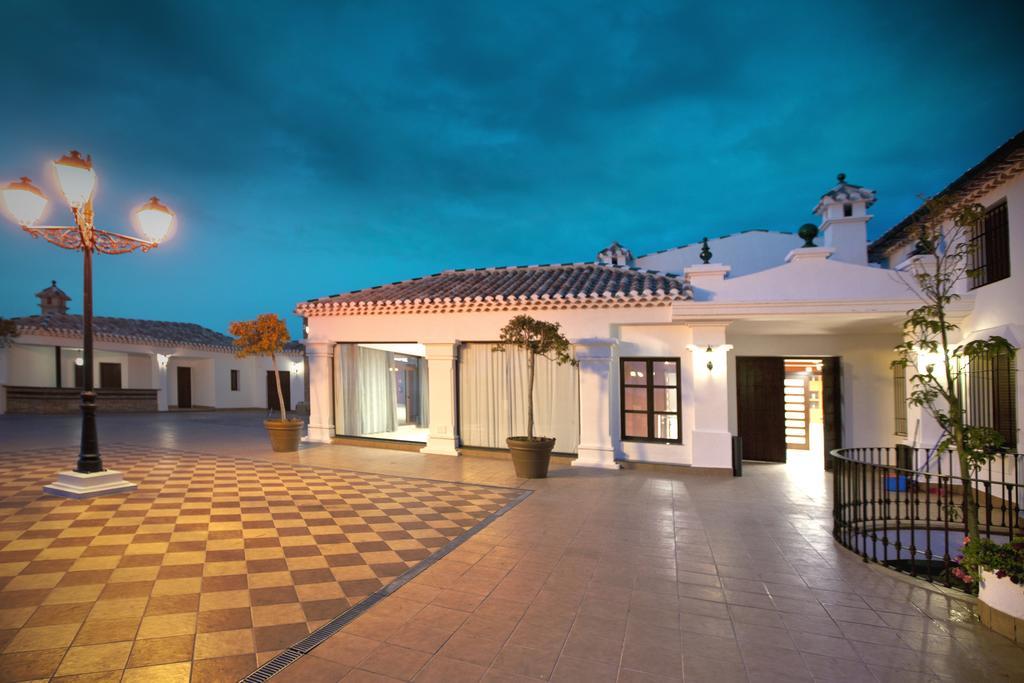 Country House Cortijo De La Fuente La Bobadilla Bagian luar foto