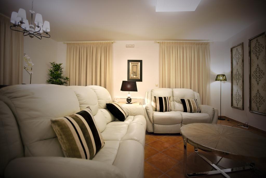 Country House Cortijo De La Fuente La Bobadilla Bagian luar foto