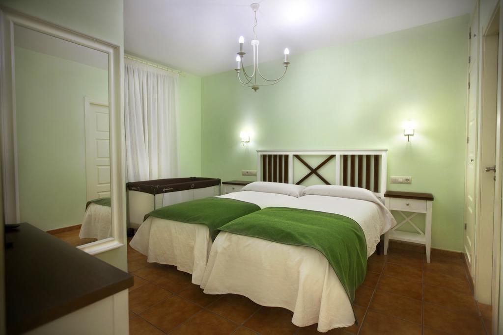 Country House Cortijo De La Fuente La Bobadilla Bagian luar foto